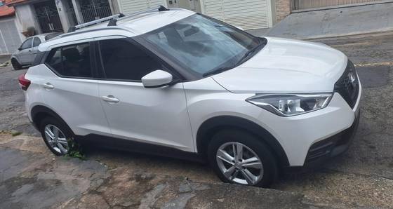 NISSAN KICKS 1.6 16V FLEXSTART S DIRECT 4P XTRONIC